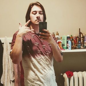 Meet your Posher, Adrian